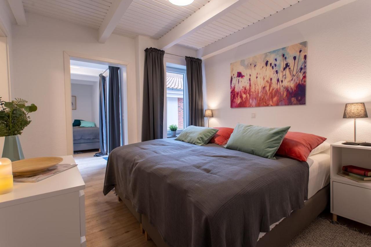 Weberhof Ferienapartments In Rostrup Am Westufer Des Zwischenahner Meers Бад Цвишенан Екстериор снимка