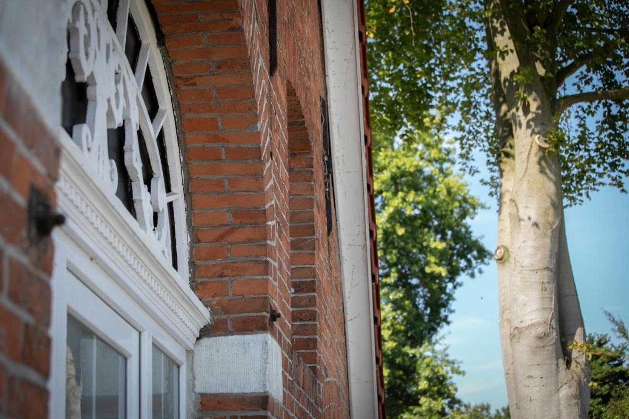 Weberhof Ferienapartments In Rostrup Am Westufer Des Zwischenahner Meers Бад Цвишенан Екстериор снимка