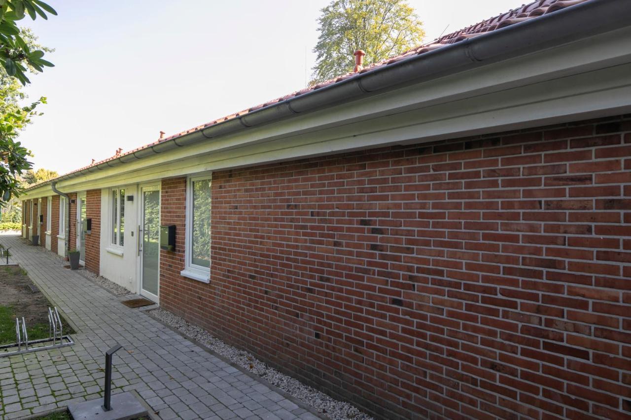 Weberhof Ferienapartments In Rostrup Am Westufer Des Zwischenahner Meers Бад Цвишенан Екстериор снимка