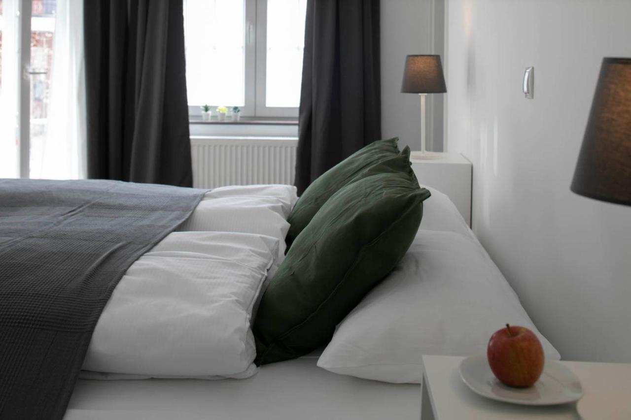Weberhof Ferienapartments In Rostrup Am Westufer Des Zwischenahner Meers Бад Цвишенан Екстериор снимка
