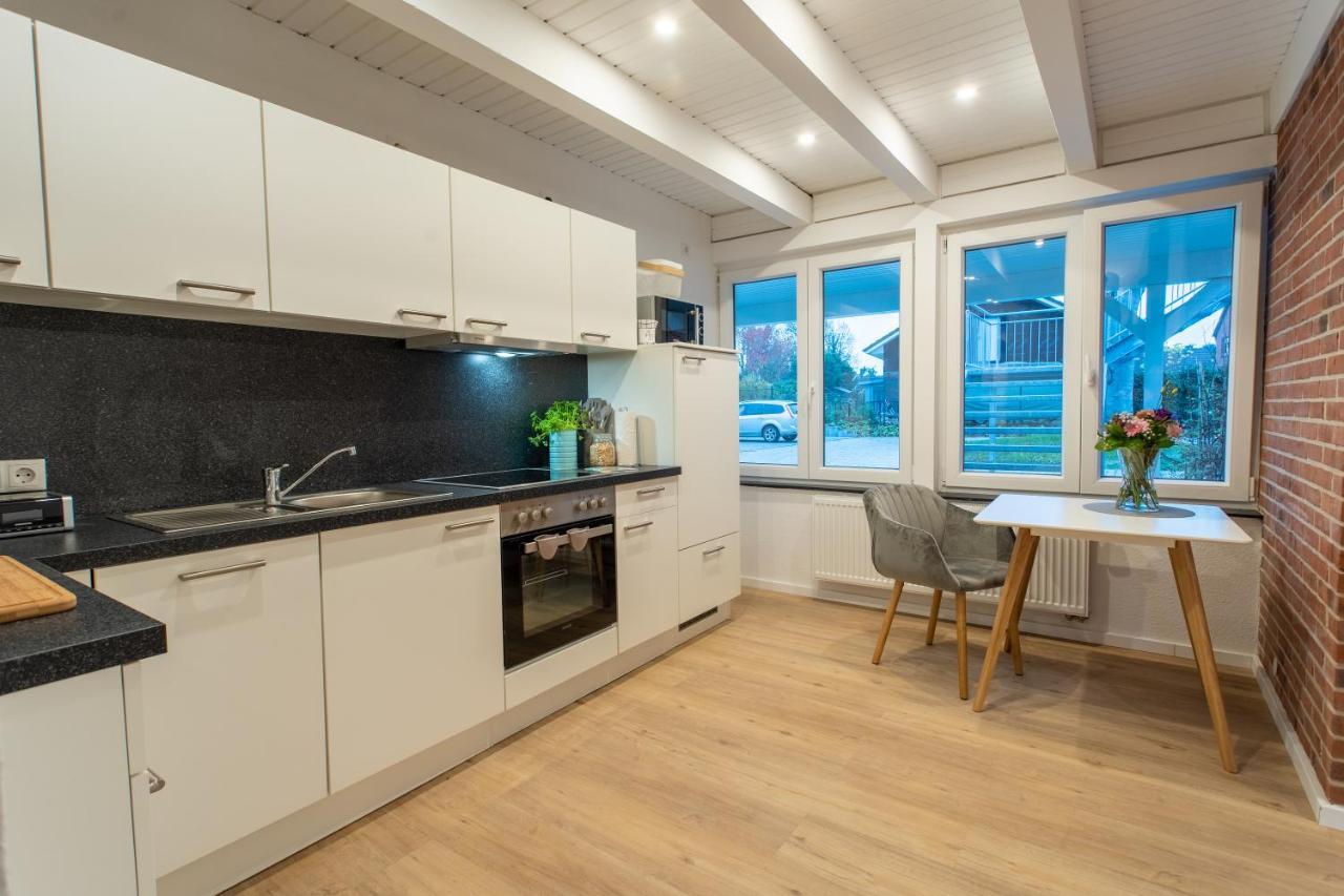 Weberhof Ferienapartments In Rostrup Am Westufer Des Zwischenahner Meers Бад Цвишенан Екстериор снимка