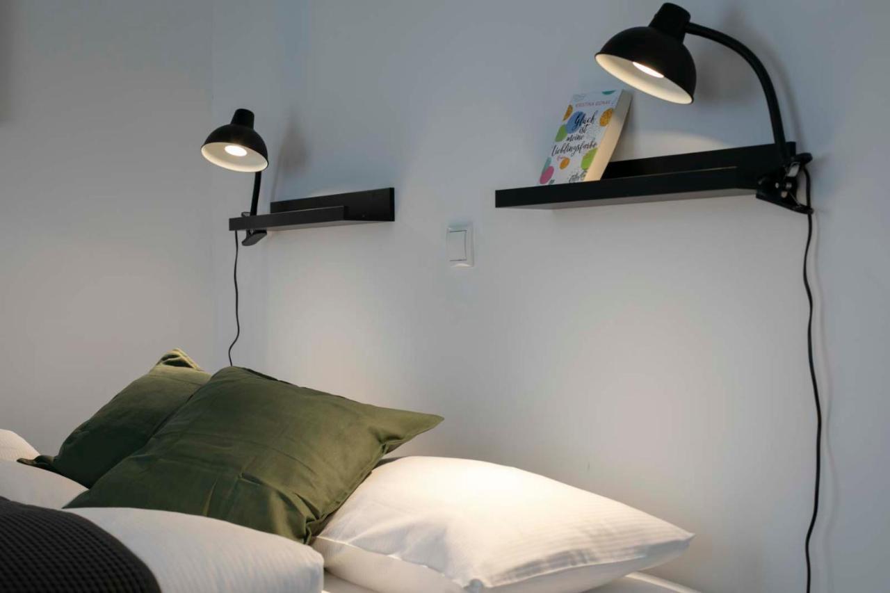 Weberhof Ferienapartments In Rostrup Am Westufer Des Zwischenahner Meers Бад Цвишенан Екстериор снимка